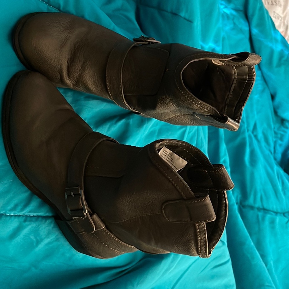 Used boots, a lot of life left